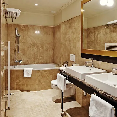 Grandezza Luxury Palace Hotel