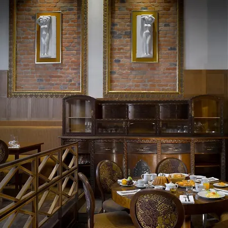 酒店 格兰迪萨豪华宫殿酒店