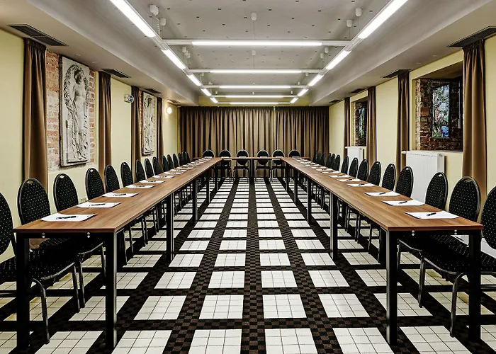 Grandezza Luxury Palace Отель Брно