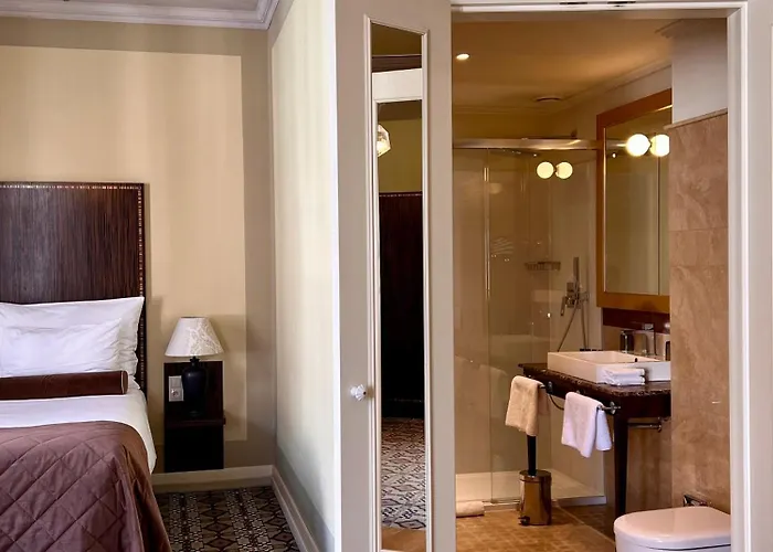 Отель Grandezza Luxury Palace 5*