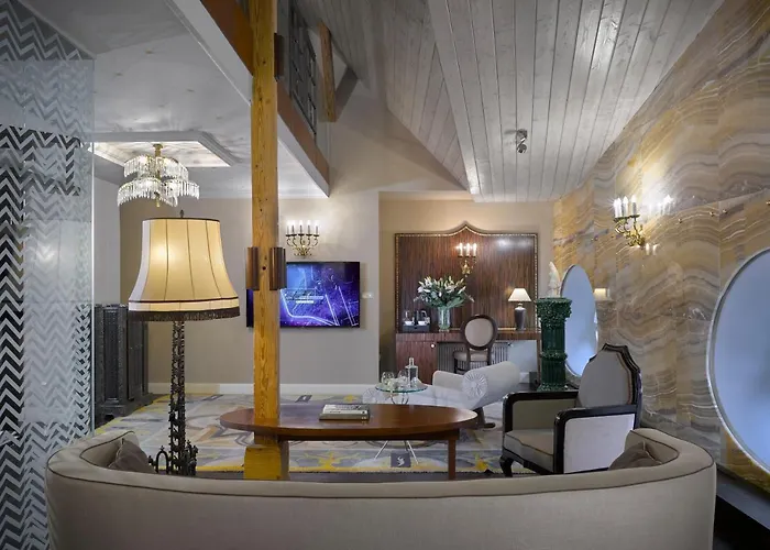 Отель Grandezza Luxury Palace 5*